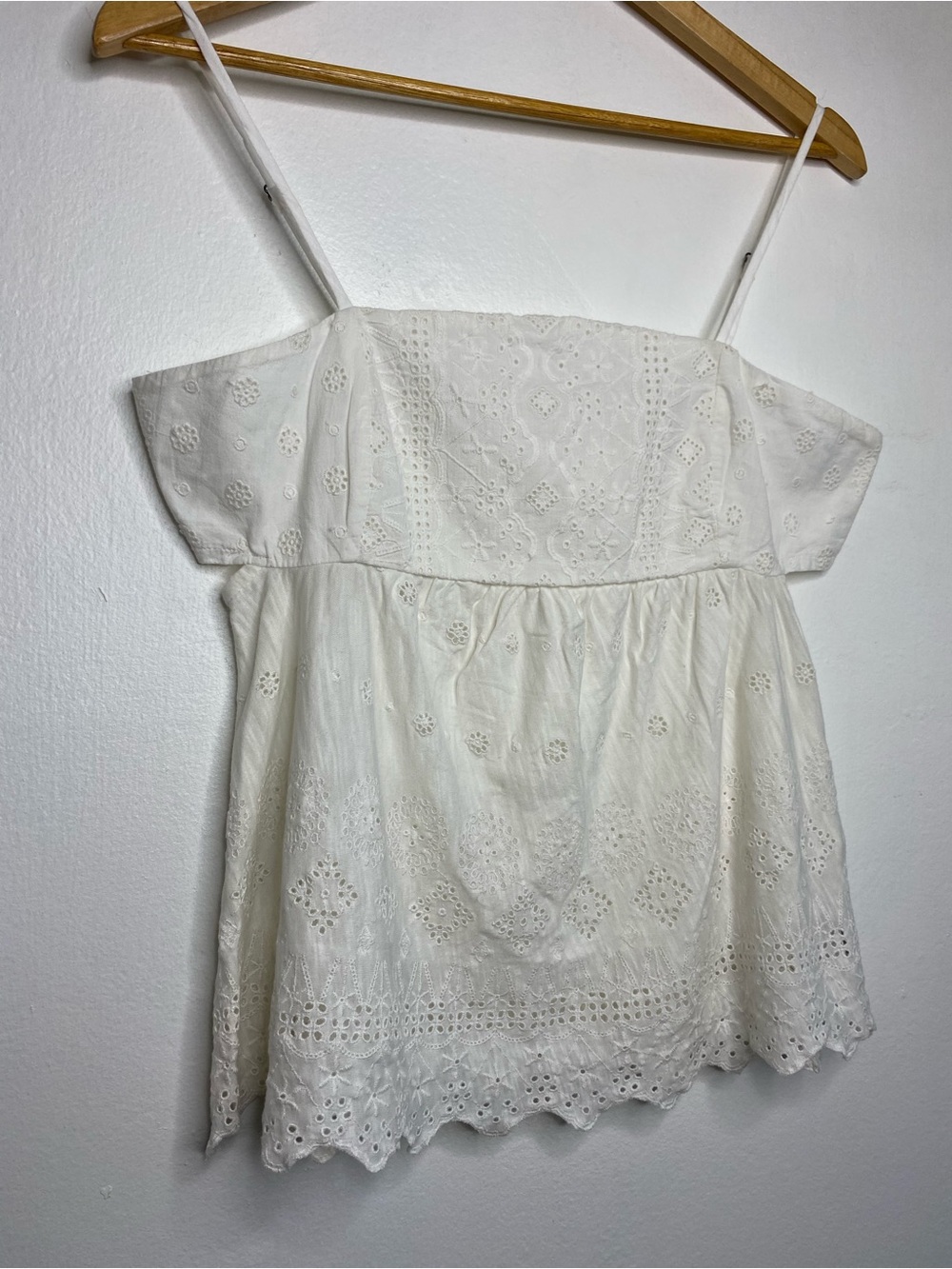 Lucky brand Eyelet cropped top Size S Boho Festival Hippie Summer - Picture 2 of 7